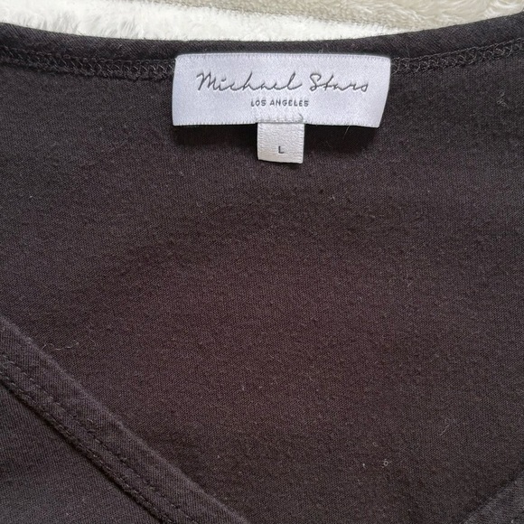 Michael Stars V-Neck Short Sleeve Basic Tee Black Womens Large - Picture 3 of 6